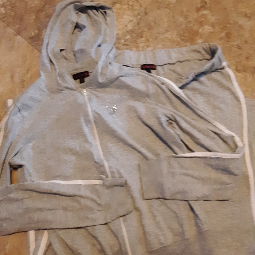 2 PC light jogging set